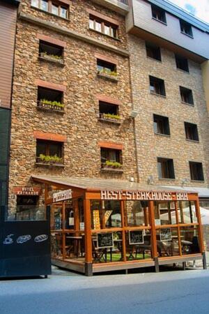 Hotel Kathmandu Pas De La Casa Εξωτερικό φωτογραφία